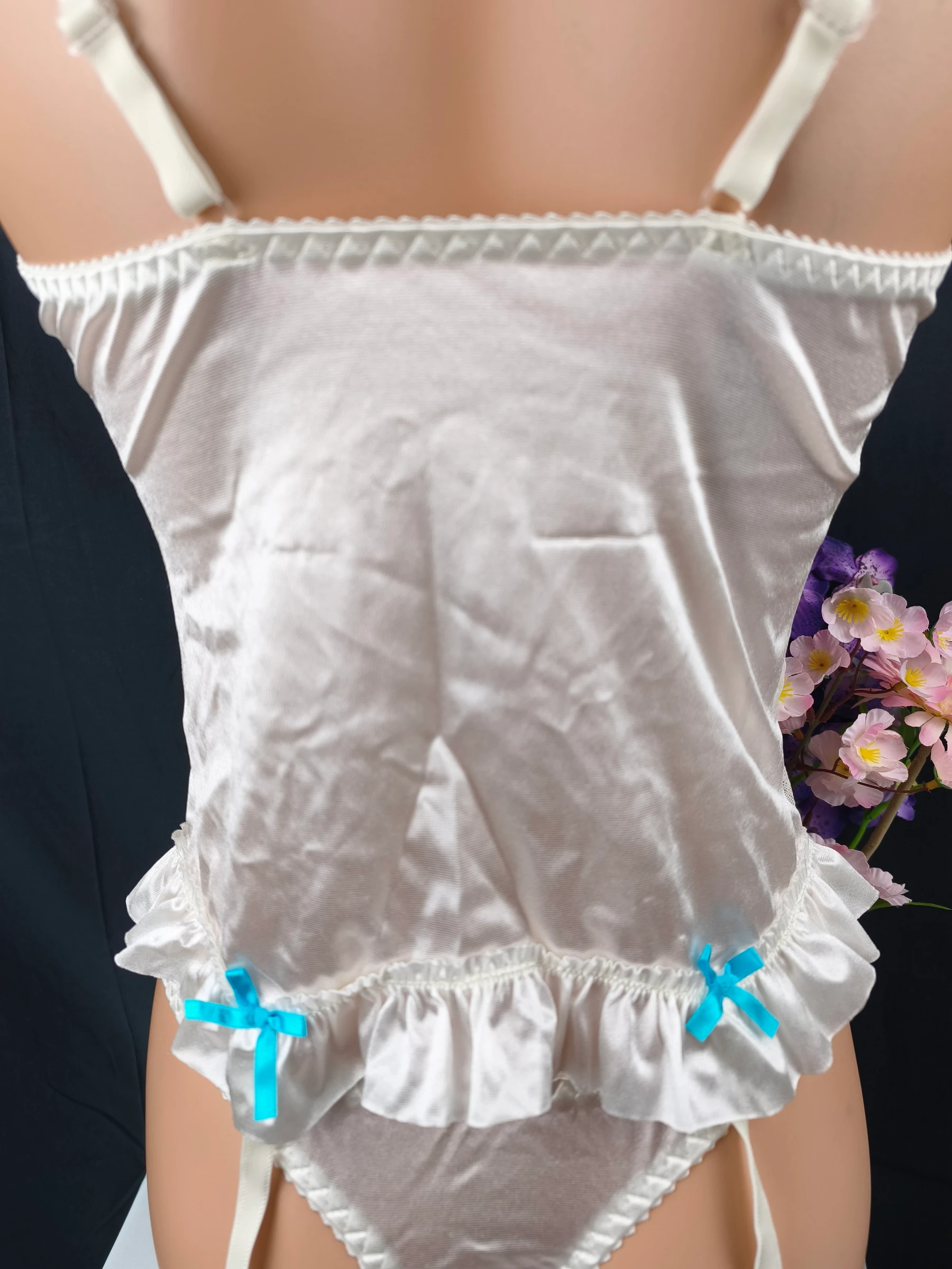 Ensemble de lencería de 2 piezas de satén de la marca Passion - Nuevo Talla L/XL - 40/42 – photo 11